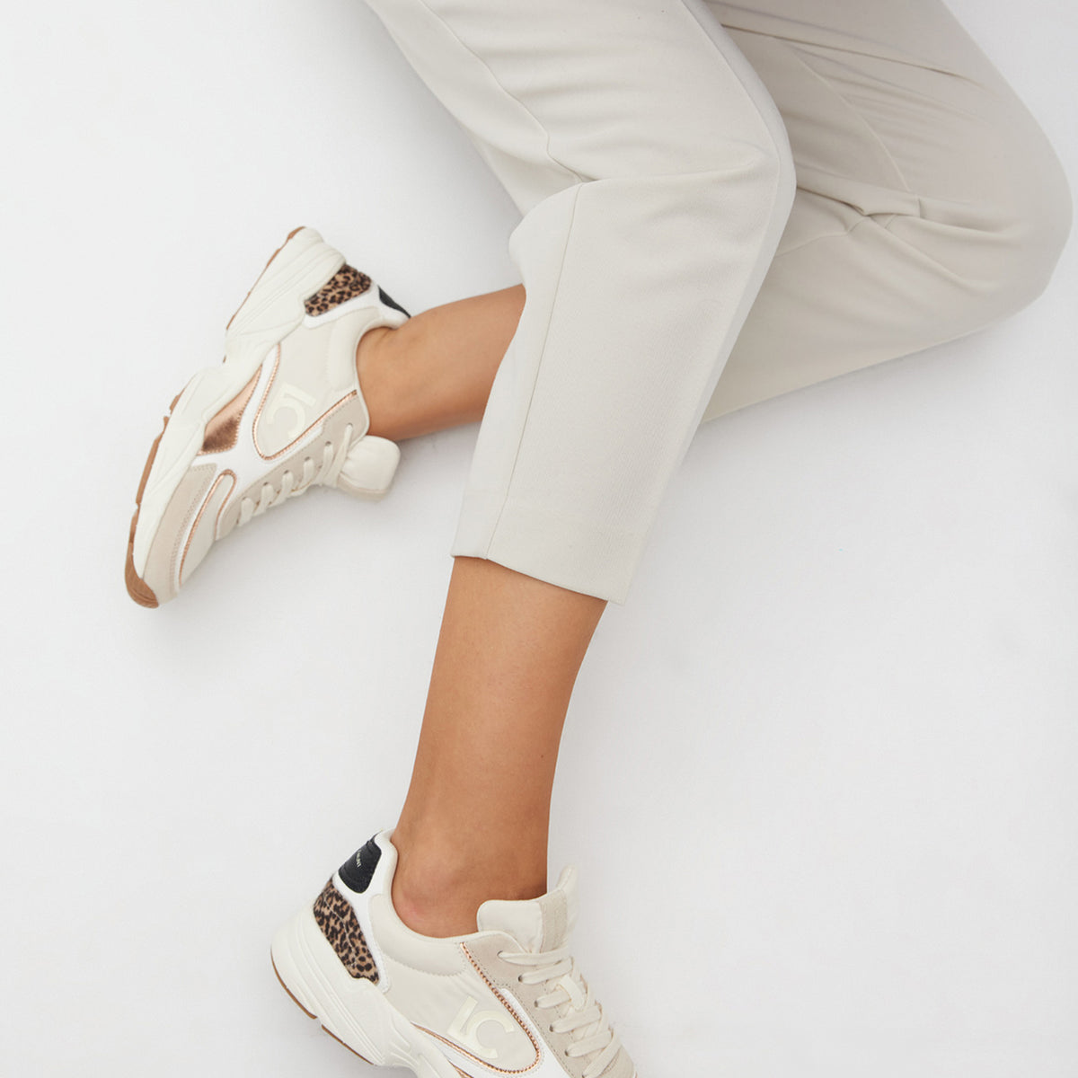 LF2505011_001 12 2048x2048