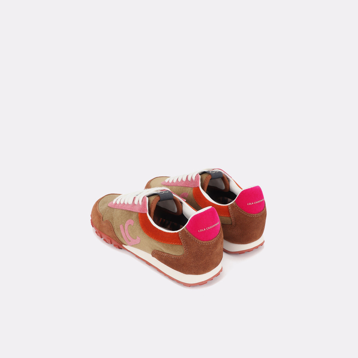 LF2605009_252 3 2048x2048