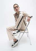 LF2605018_2N0 10 1300x1813