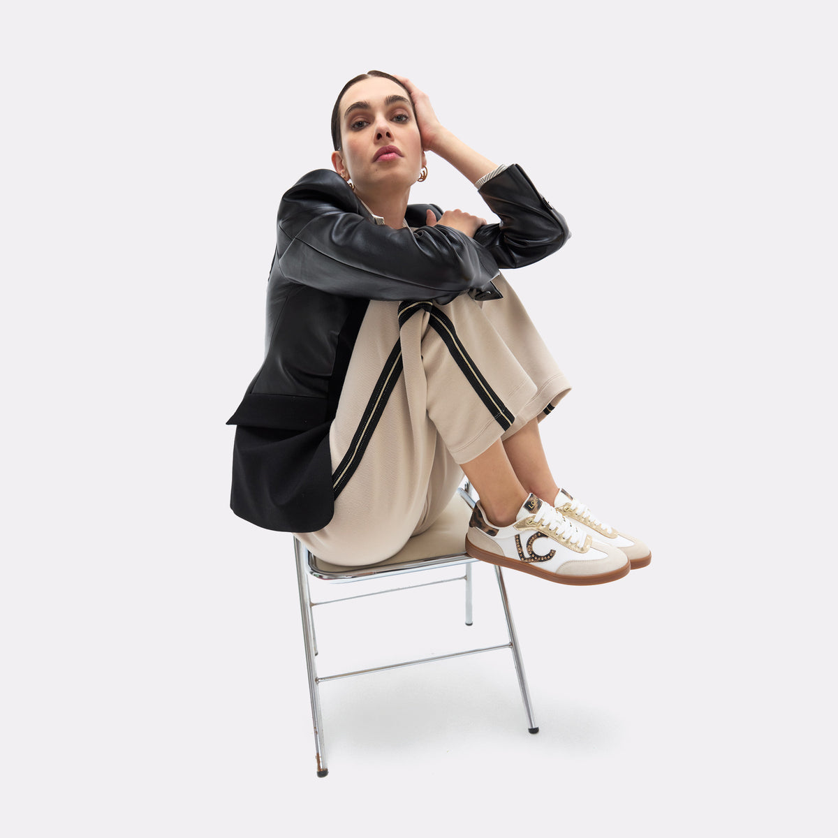 LF2605027_205 10 2048x2048