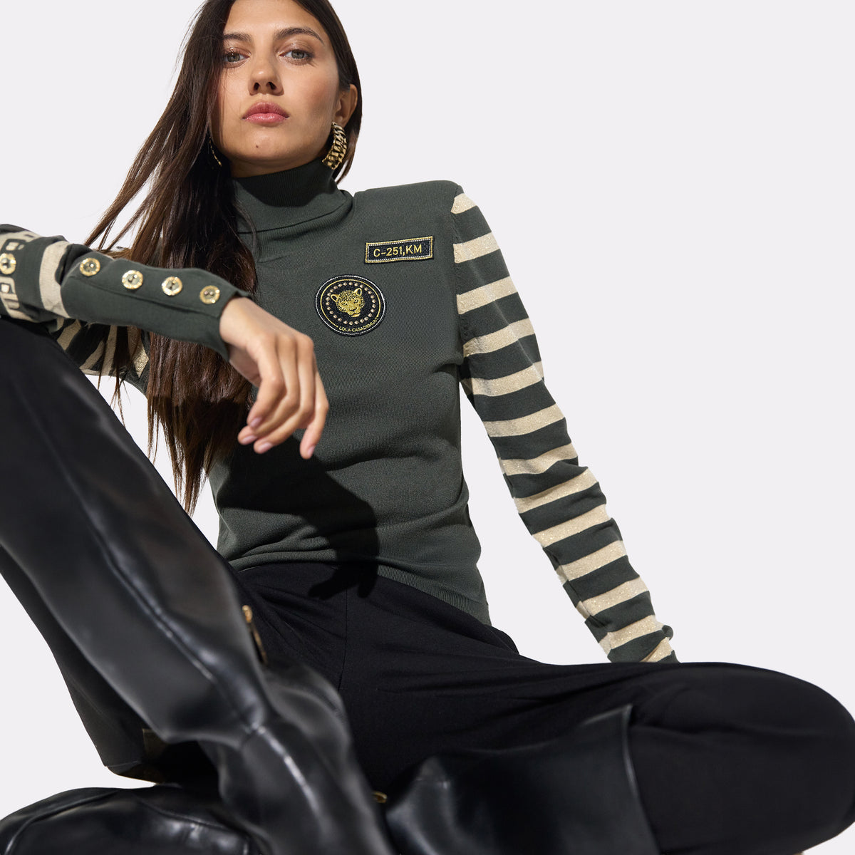 Pantalón bolsillo cargo con parche aviador