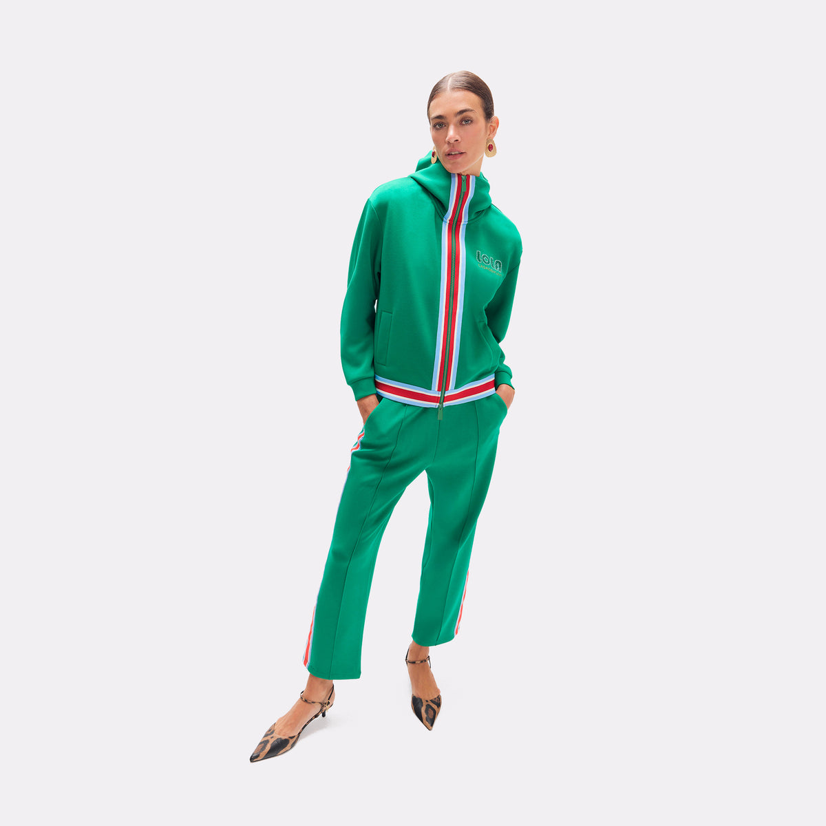 Sudadera verde con detalles tricolor