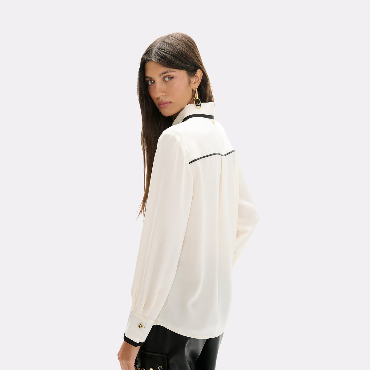 LF2615010_001 7 2048x2048