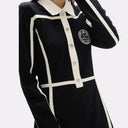 Schwarz-weißes kurzes Kleid