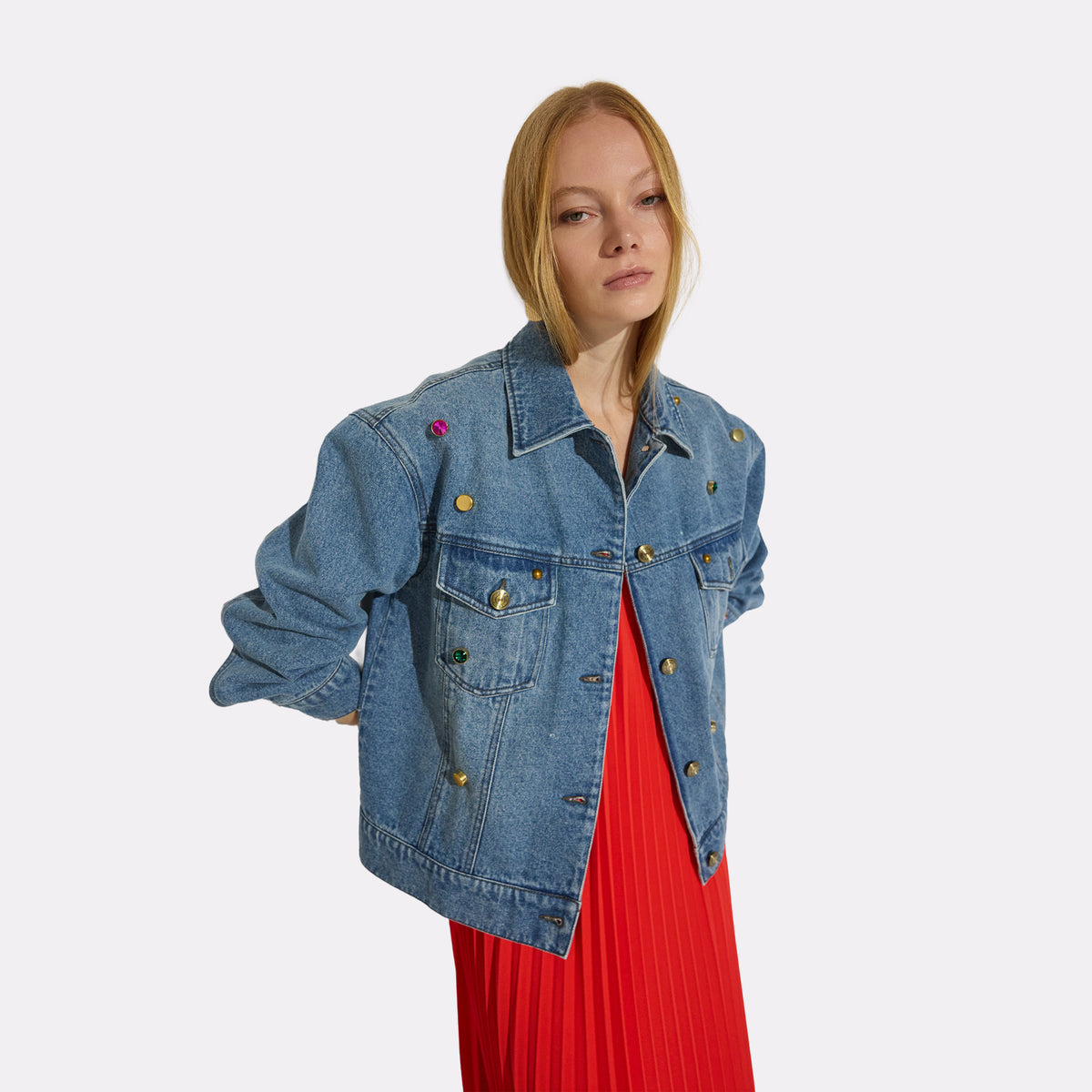 MF2602018_2D7 1 2048x2048