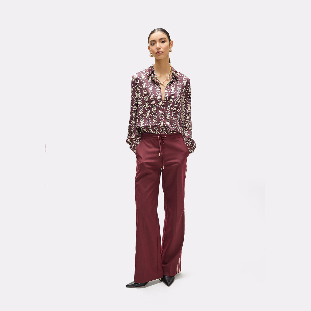 Pantalón fit paris con banda grosgain lateral